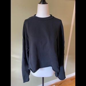 Batwing sleeve cropped crewneck sweater